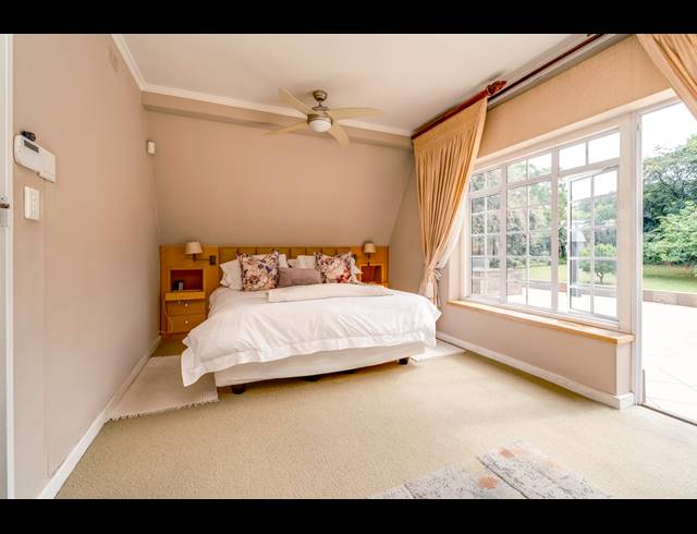 6 BEDROOM HOUSE FOR SALE IN BRYANSTON